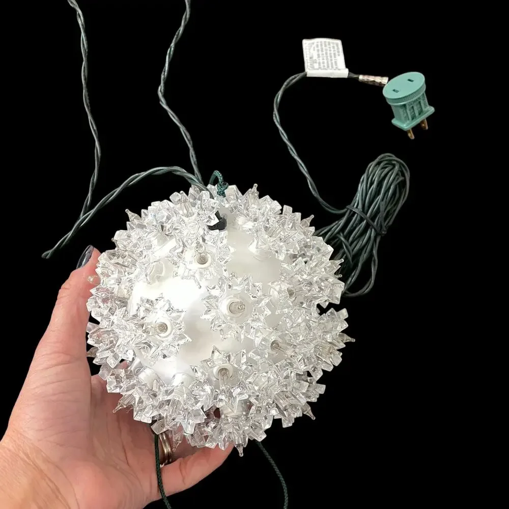 Pottery Barn Lighted Sphere Starlight Ball Cluster White Round Globe Plug In